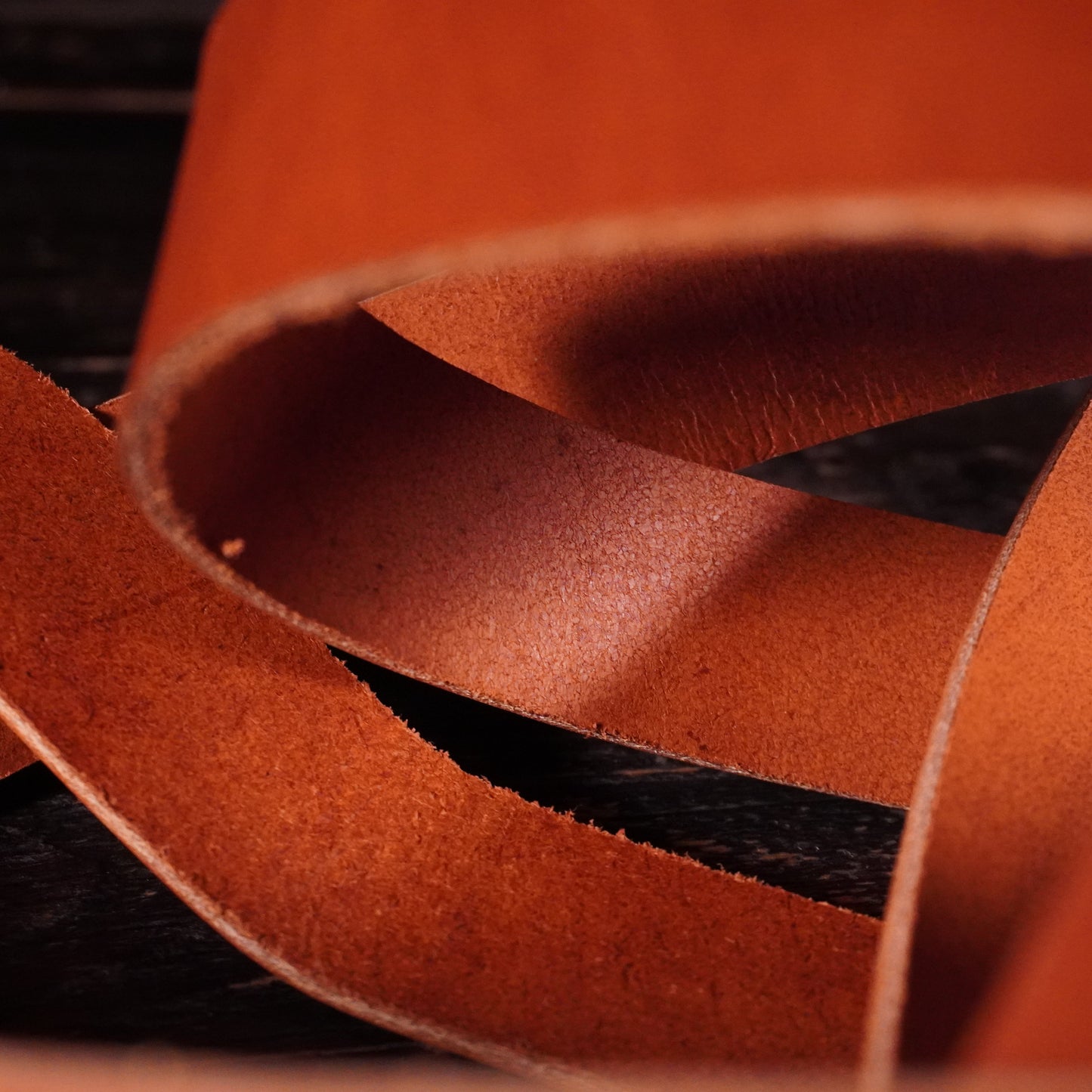 Wickett & Craig - English Bridle Chestnut 8-9oz CUSTOM STRAP LENGTHS