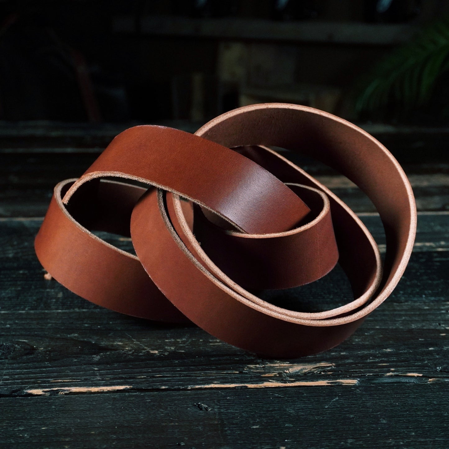 Wickett & Craig - English Bridle Saddle Brown 8-9oz CUSTOM STRAP LENGTHS
