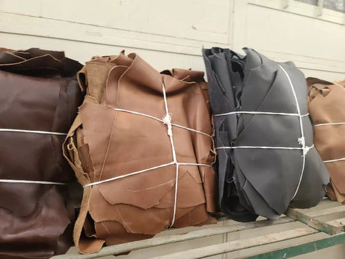 Pedacera De Piel Genuina Varios Colores De Cuero Tapiz 5 Kg - maxipiel