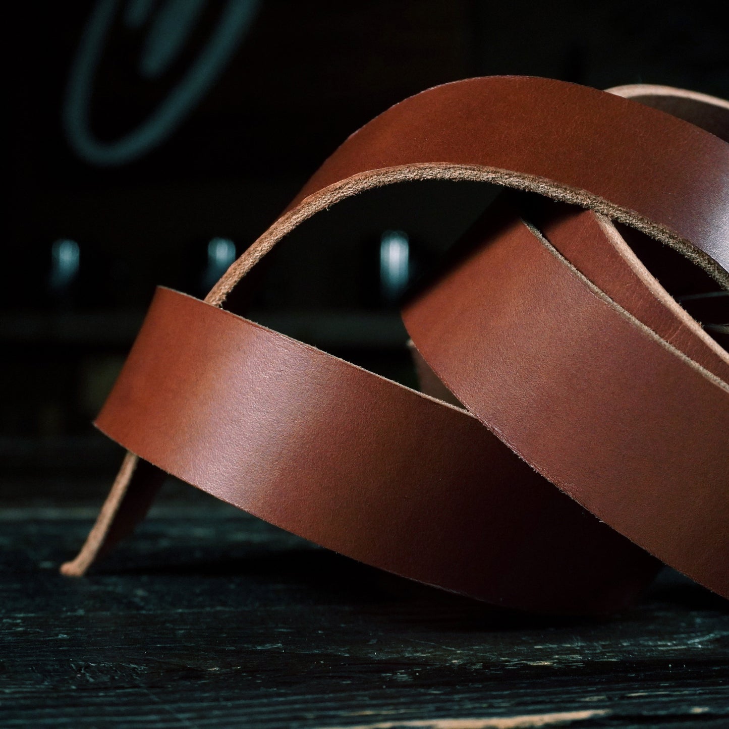 Wickett & Craig - English Bridle Saddle Brown 8-9oz CUSTOM STRAP LENGTHS