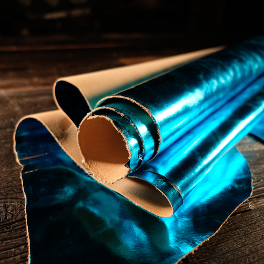 Conceria La Bretagna - Shiny Ice Blue 3-4oz