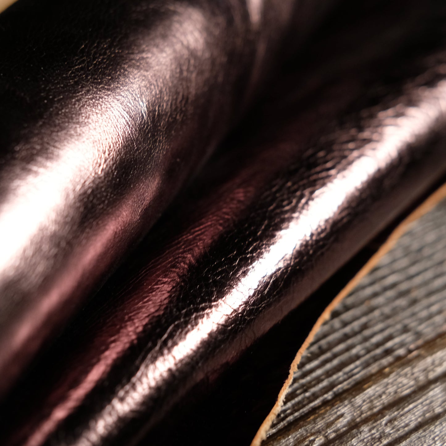 Conceria La Bretagna - Shiny Black Pewter 3-4oz